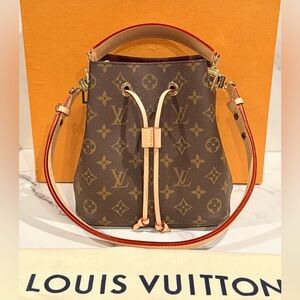 Louis Vuitton Neonoe BB